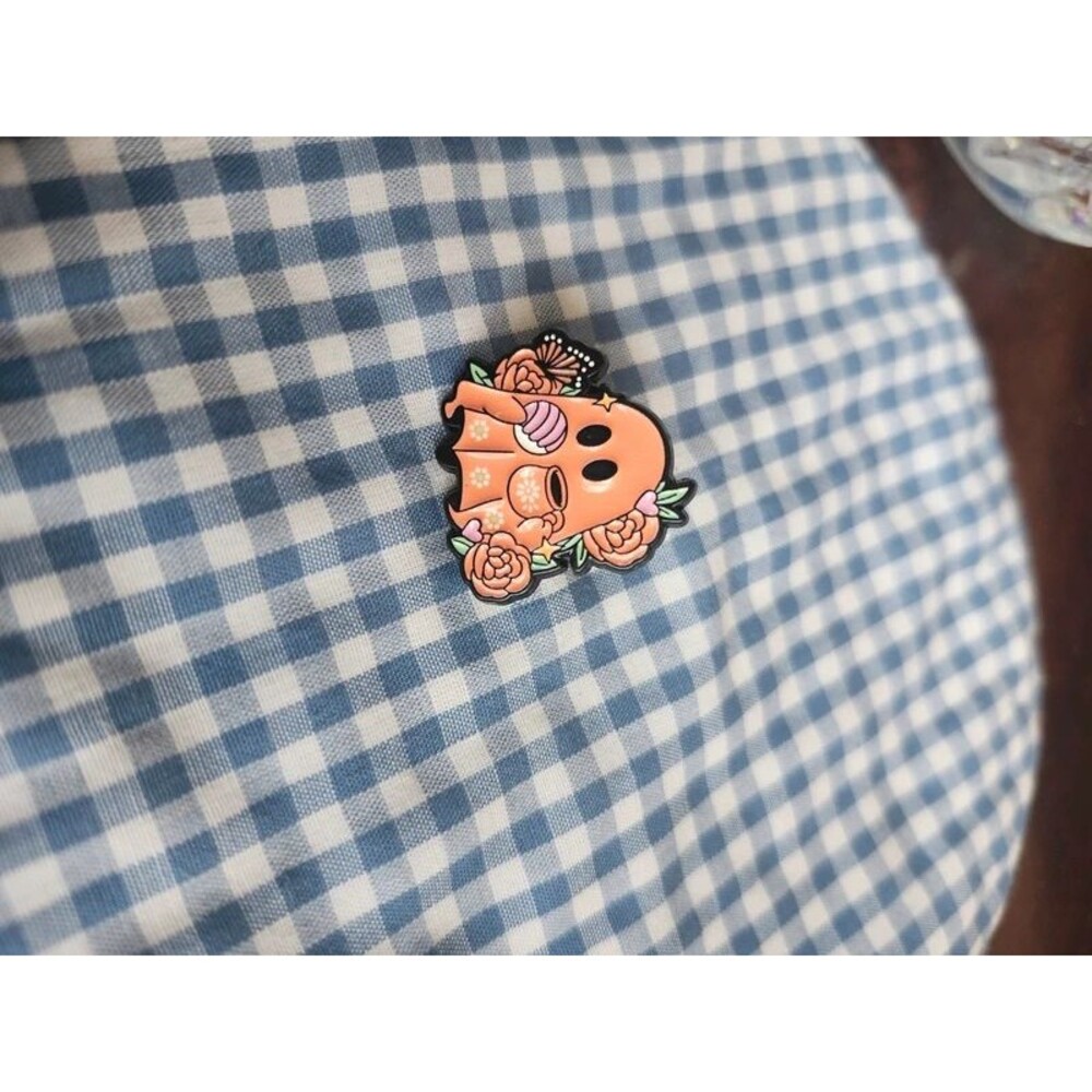 Orange halloween fall enamel ghost pin